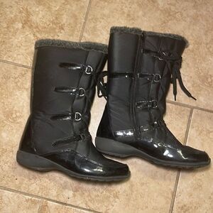 Black Sporto snow boots